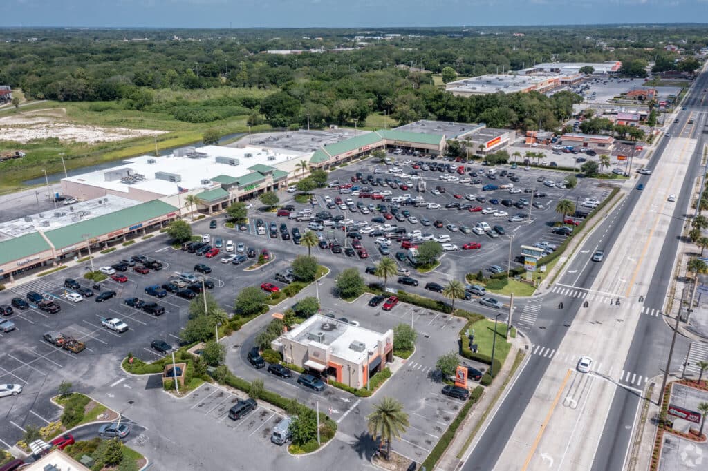 Crosspoint Announces the Acquisition of Palm Plaza Shopping Center in Leesburg, FL